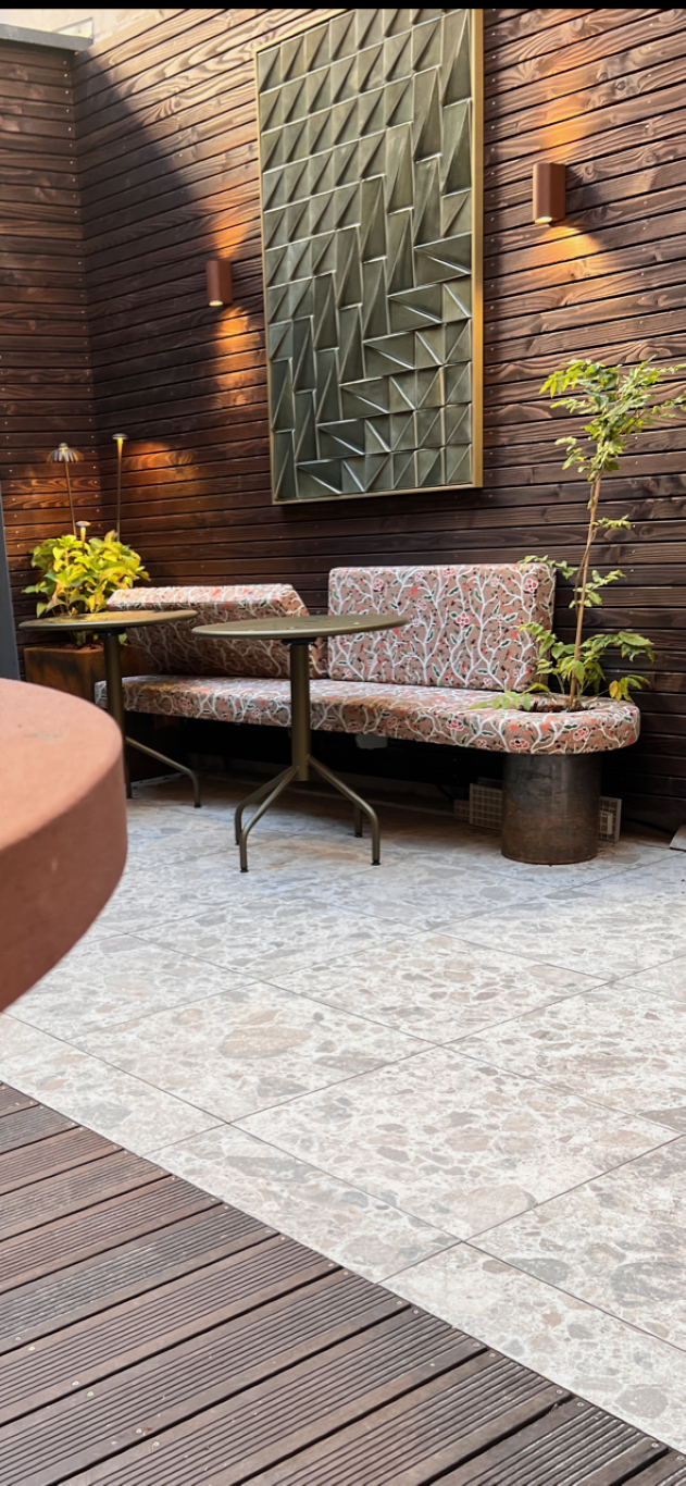 thumbnail_IMG_5844 2 (Moyen)