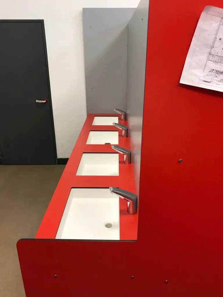 9720ac05-d045-4de9-9810-8031c6eef9ce