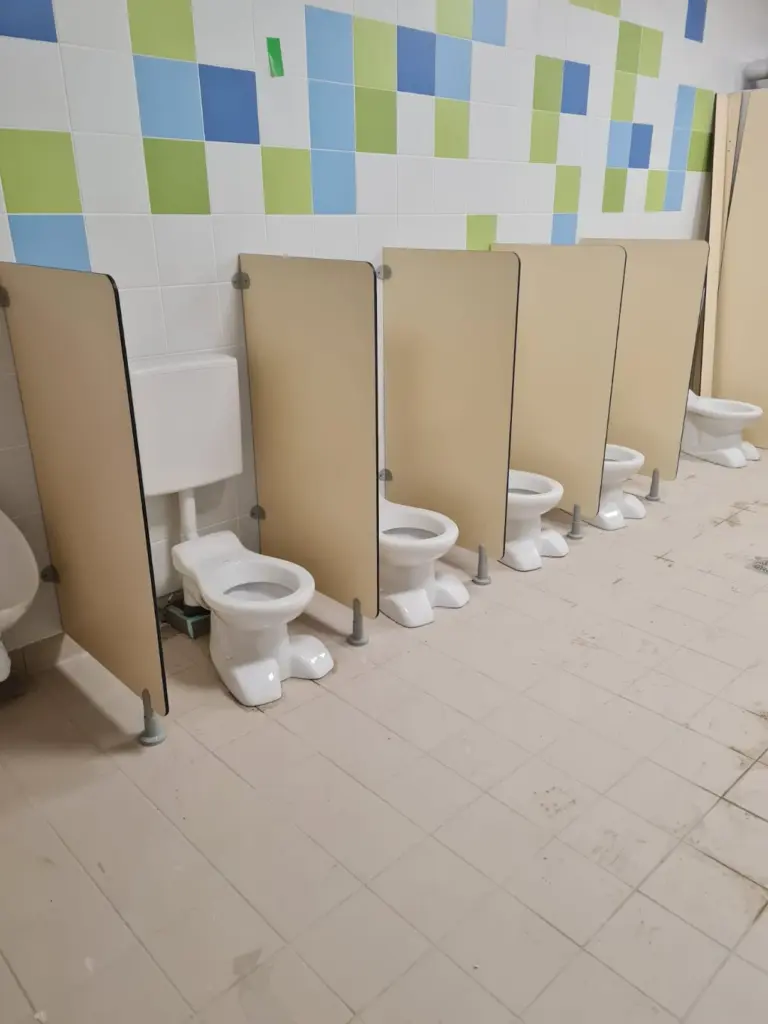 a41d28ad-030c-401e-bd90-c042c062df51